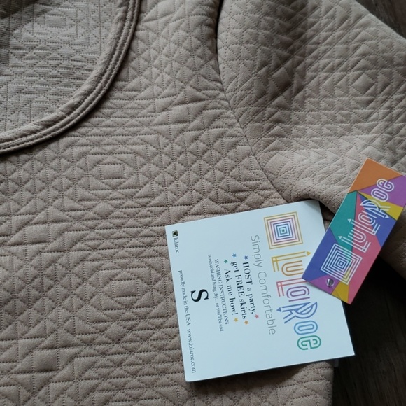 nwt Lularoe nicole - Picture 2 of 2